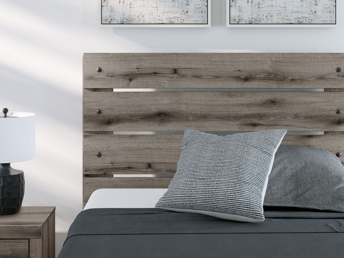 Graystorm - Panel Bed