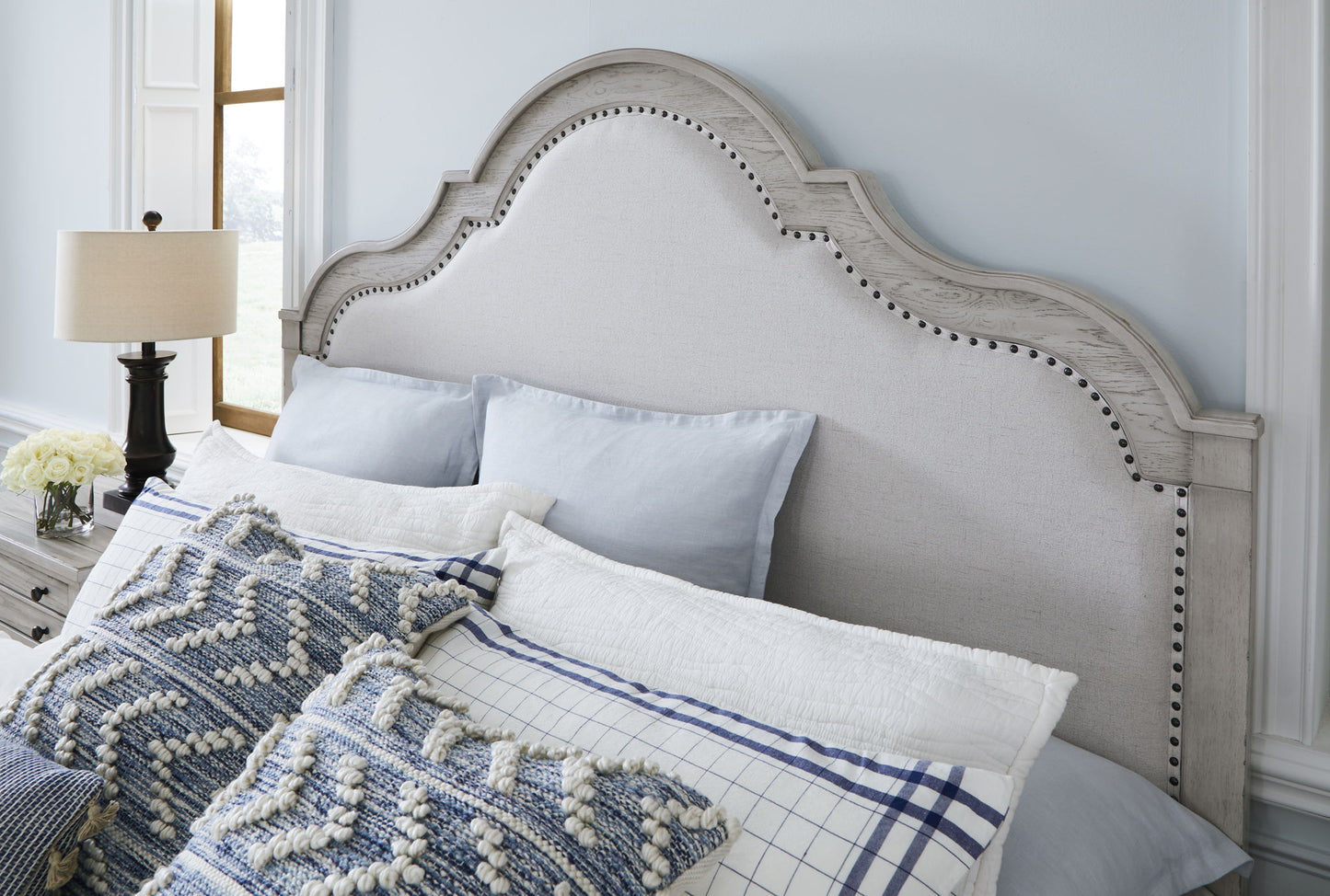 Belhaven - Queen Upholstered Headboard - Pearl Silver