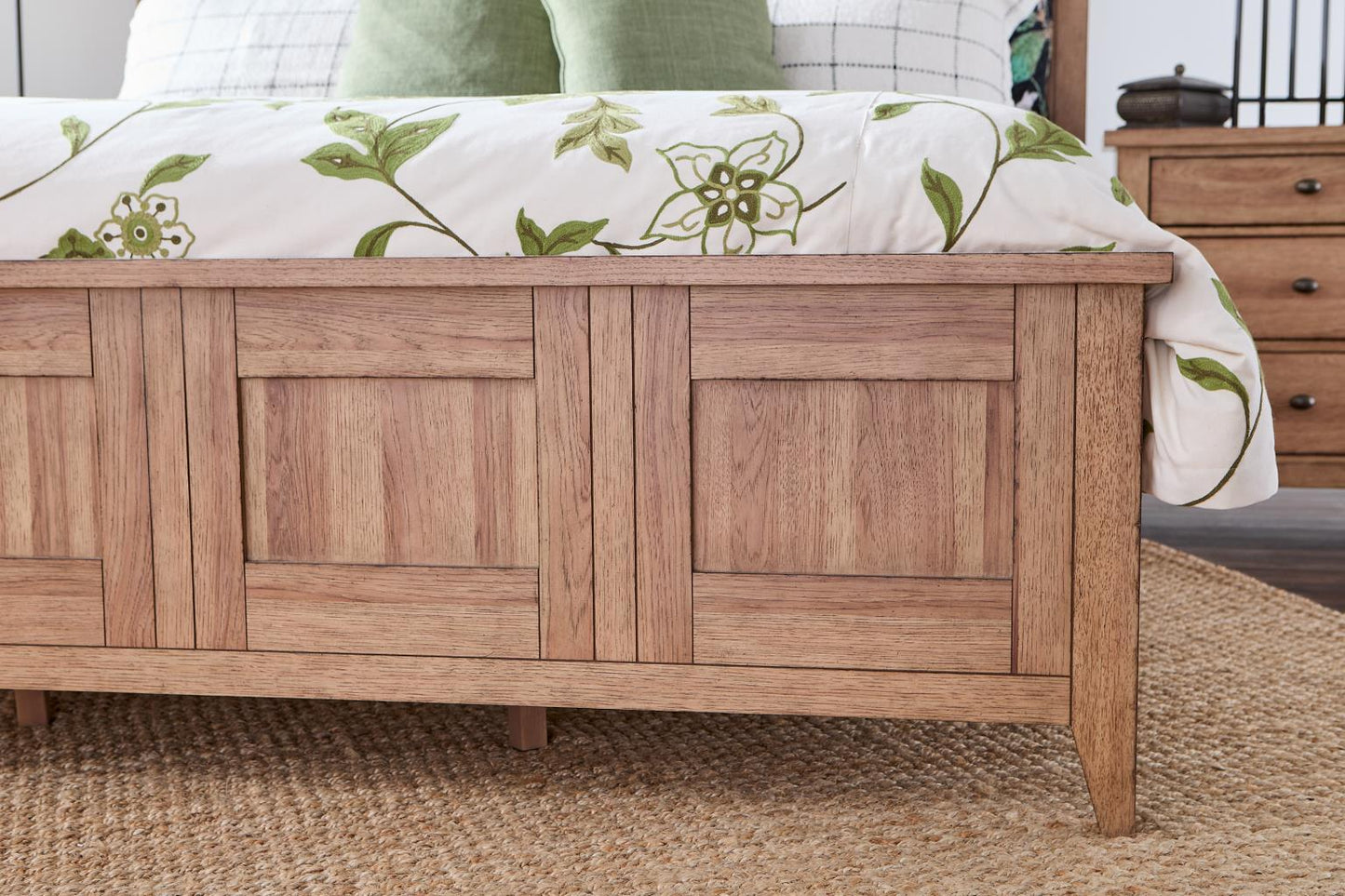 Today's Traditions - Complete Panel Bed