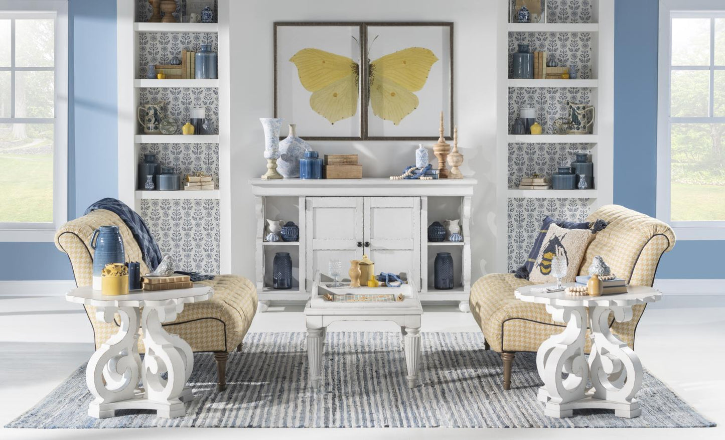 Vintage Market - Tray Top Cocktail Table - Picket Fence