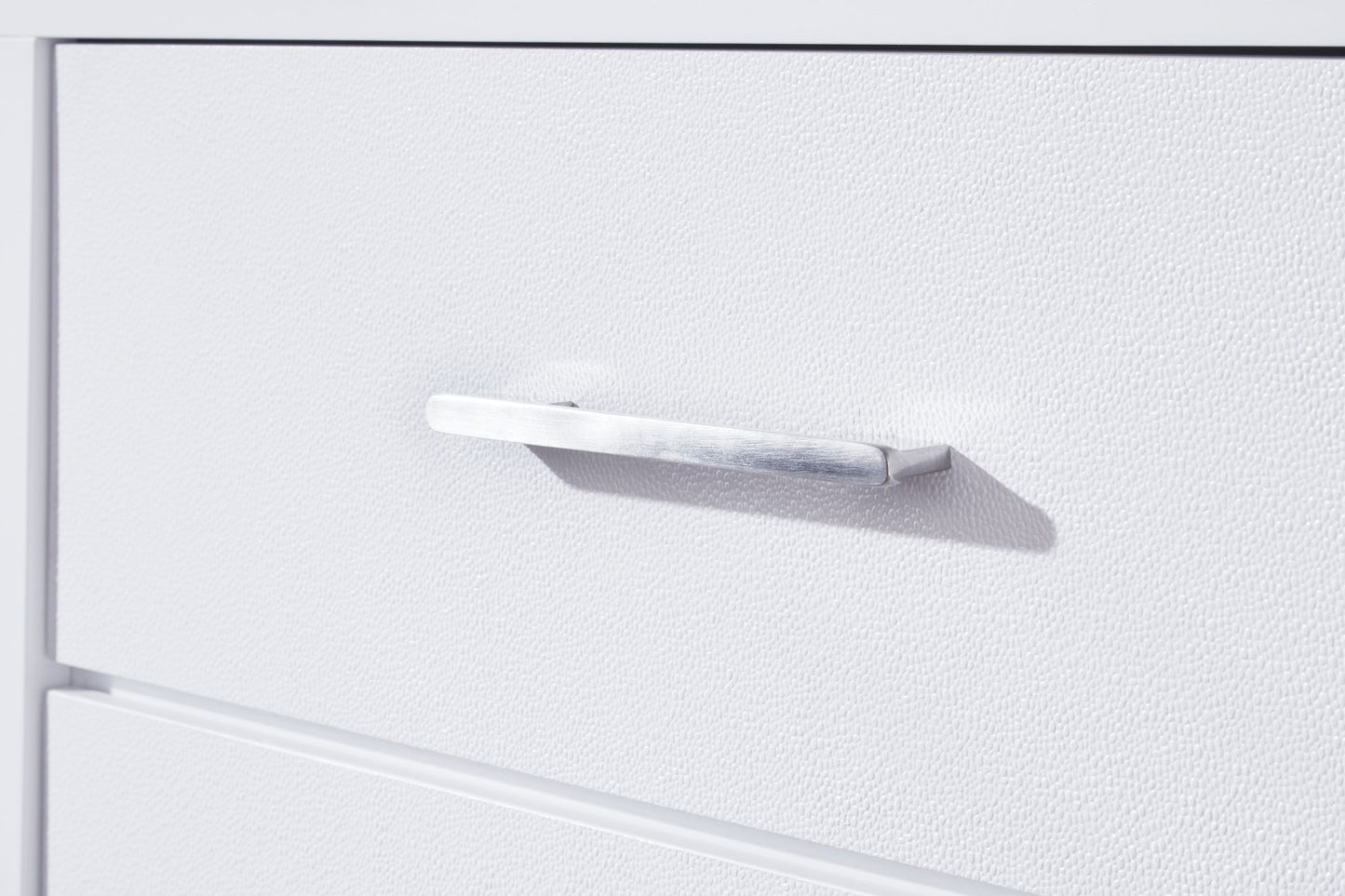 Jarlee - Dresser - White