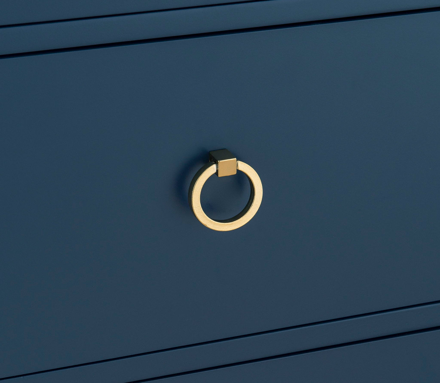 Summerland - Dresser