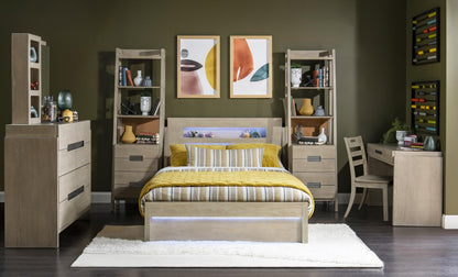 District - Panel Headboard Full - Weathered Oak