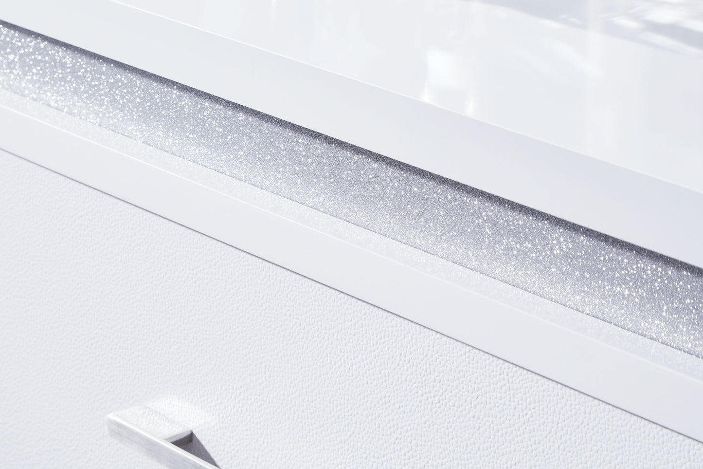 Jarlee - Dresser And Mirror - White