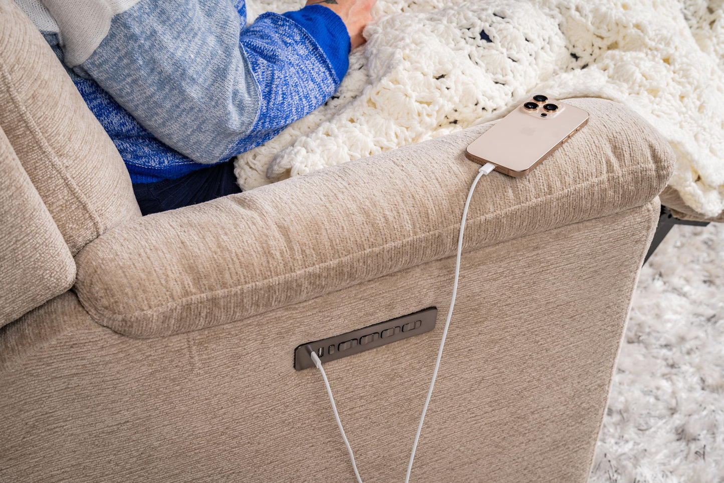 Sophisticated - Swivel Gliding Recliner