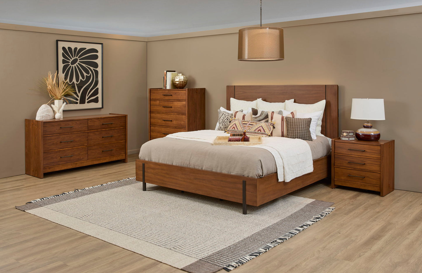 Lincoln - Nightstand - Warm Walnut