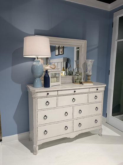 Vintage Market - Dresser