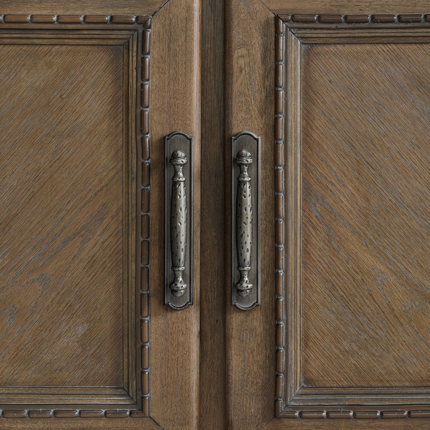 Madison Park - Server - Walnut