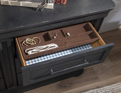 Vintage Market - Dresser