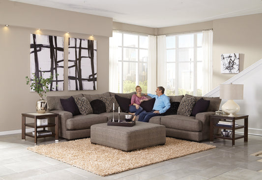 Ava  sectional