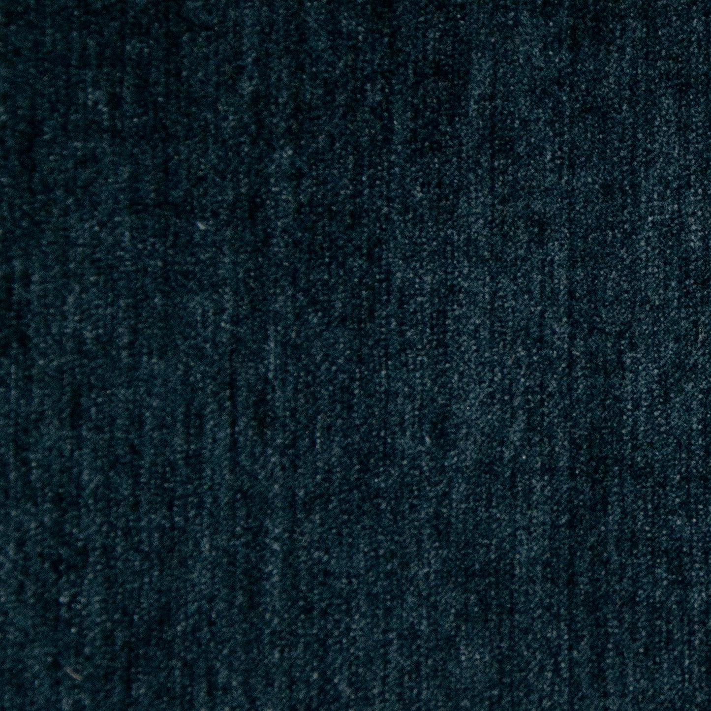 Polaris - Sectional With Comfort Coil Seating And Accent Pillows Included