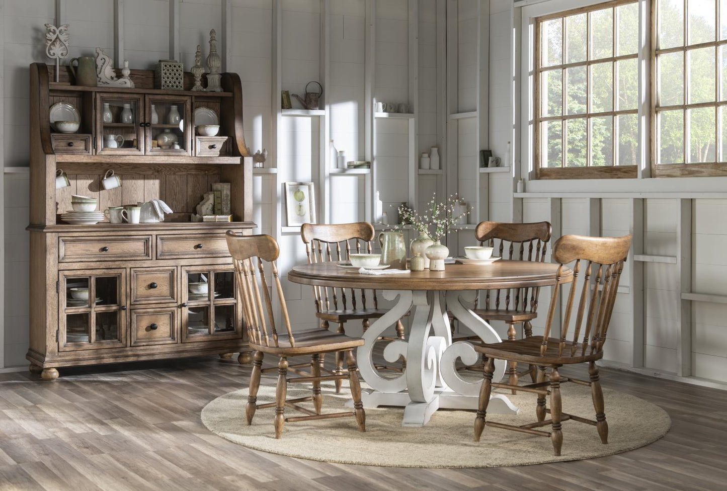 Vintage Market - Round Dining Table - Barnwood Oak And Picket Fence