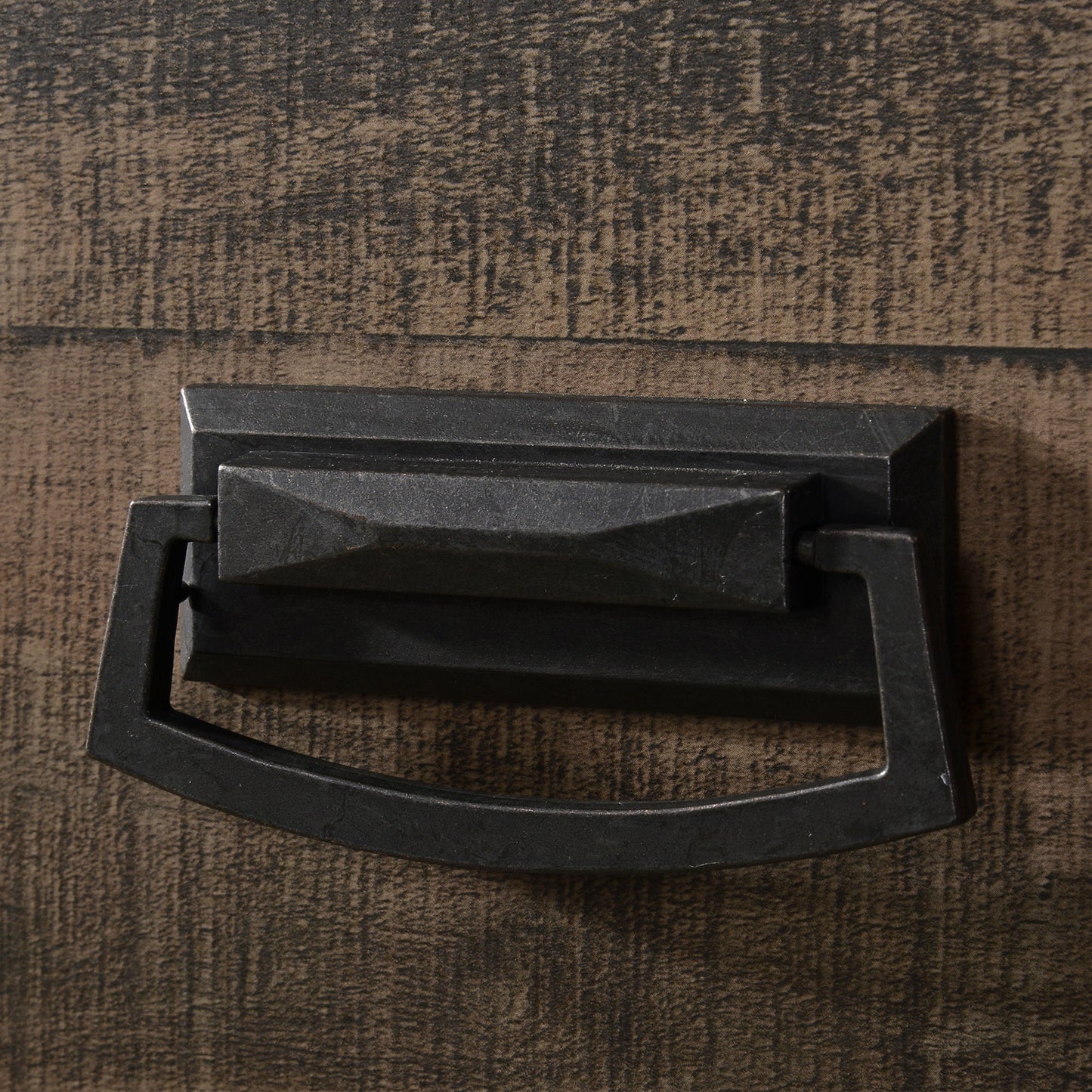 Harlington - 6-Drawer Dresser