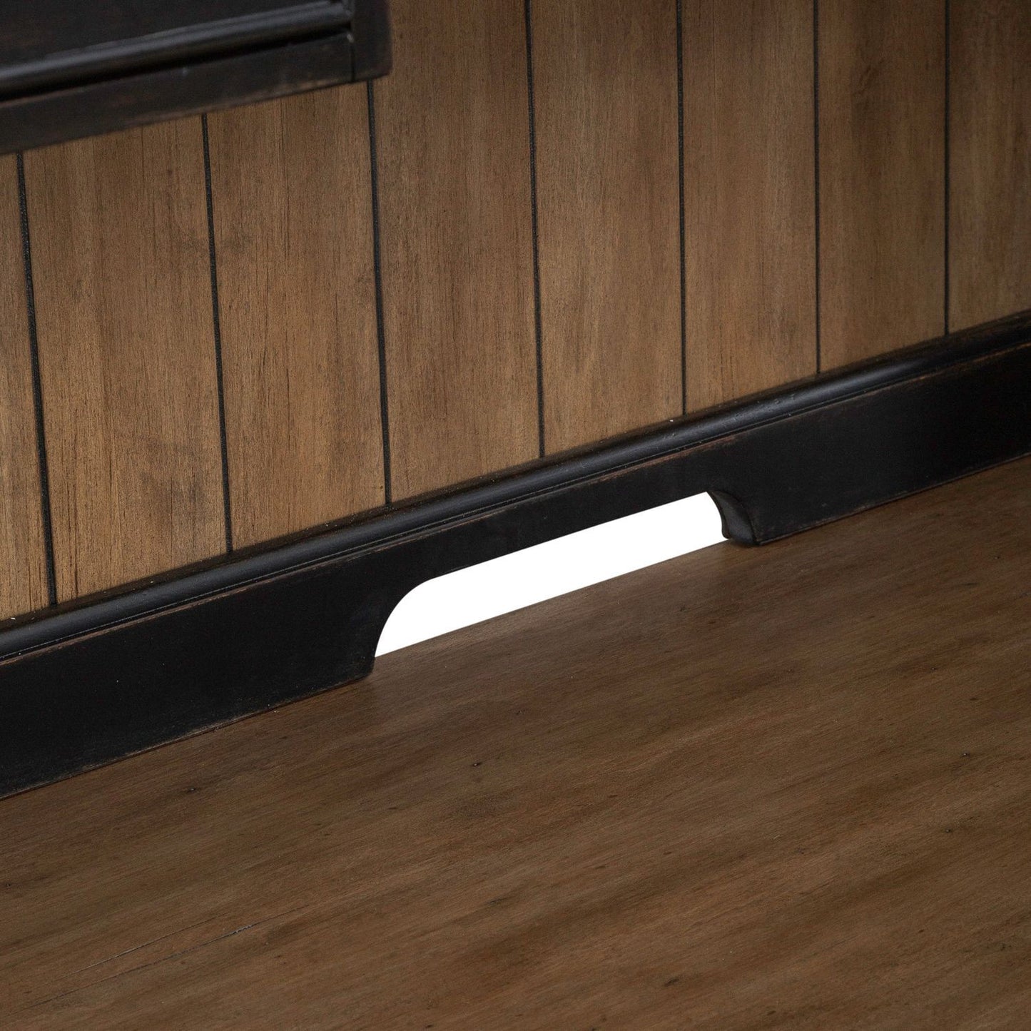 Meritage - Credenza & Hutch - Black