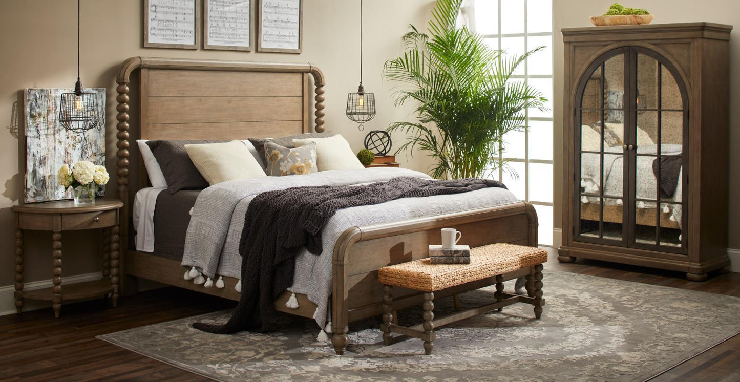 Nashville - Queen Tyb Panel Footboard - Gray Taupe