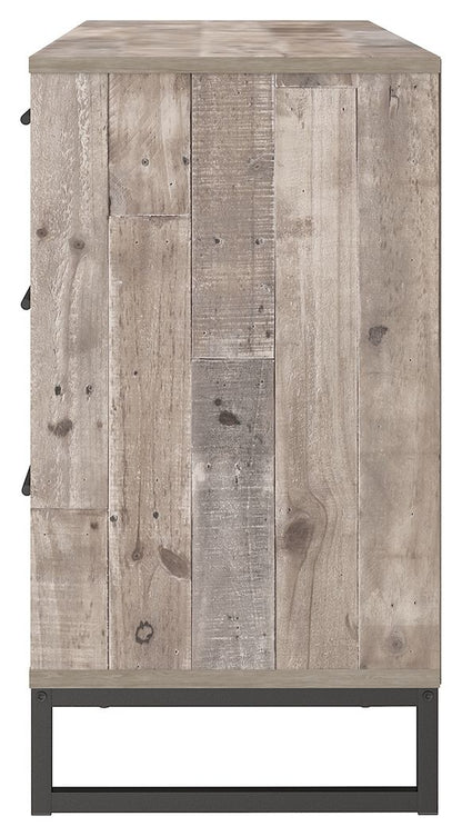 Neilsville - Six Drawer Dresser - Vinyl-Wrapped - Whitewash