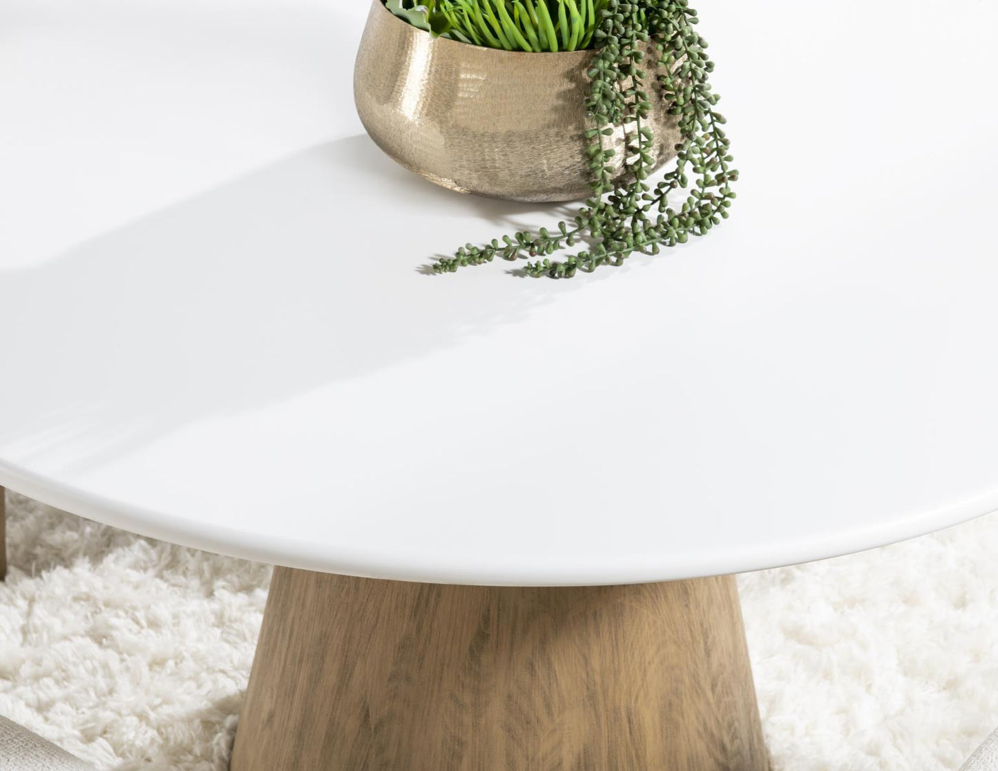 Melrose - Complete Round Dining Table - Cloud White And Desert Oak