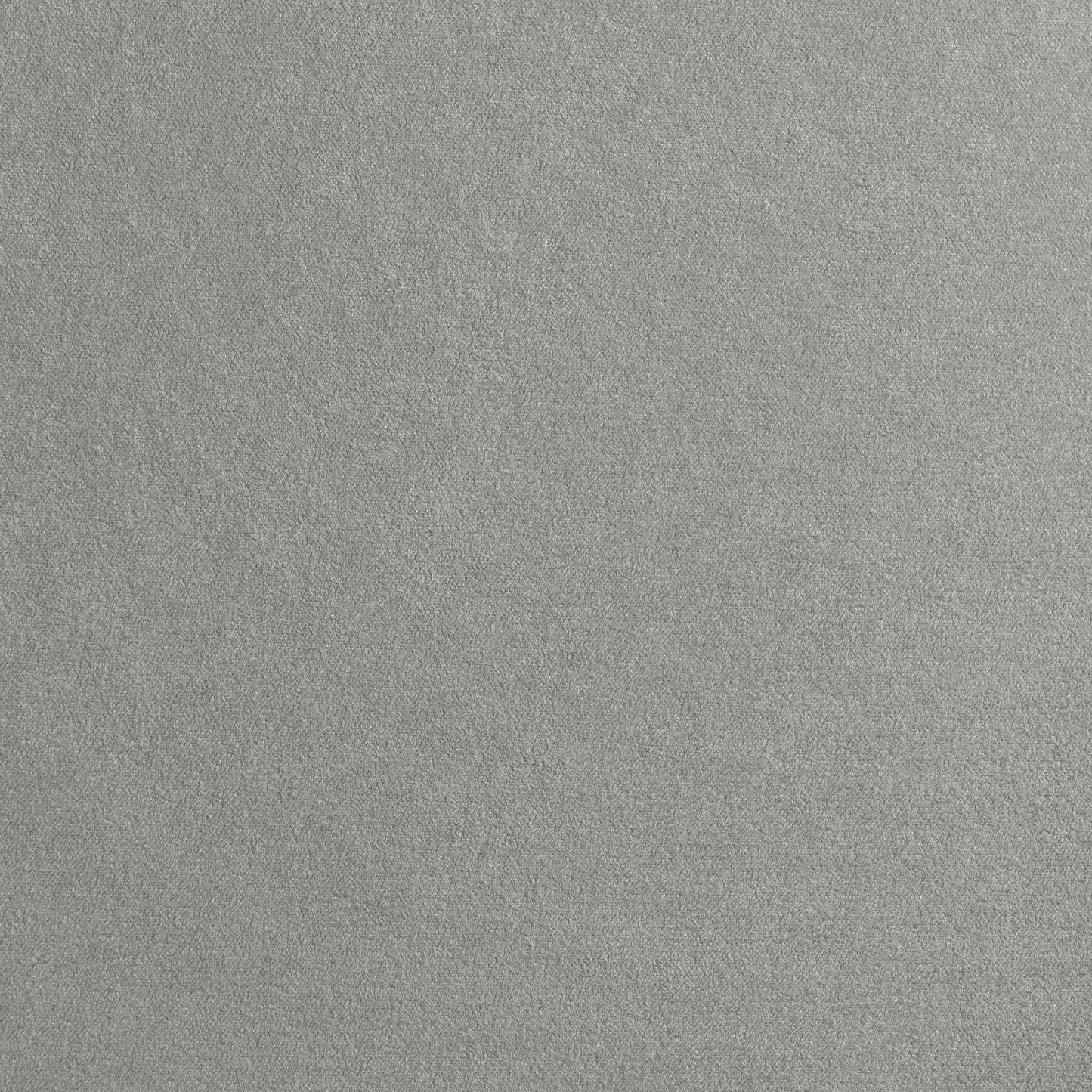 Wade - 7-Drawer Dresser