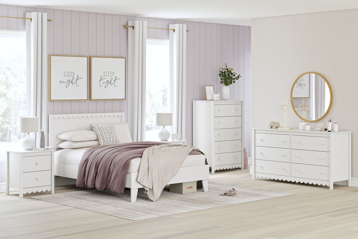 Hallityn - Panel Platform Bed