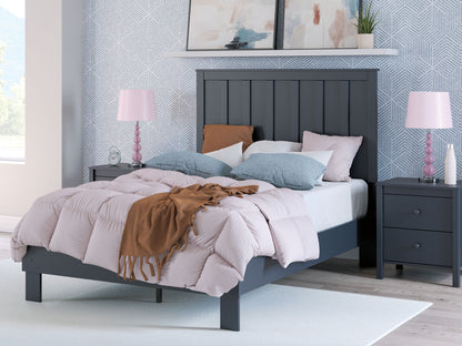 Simmenfort - Platform Bed With Panel Headboard