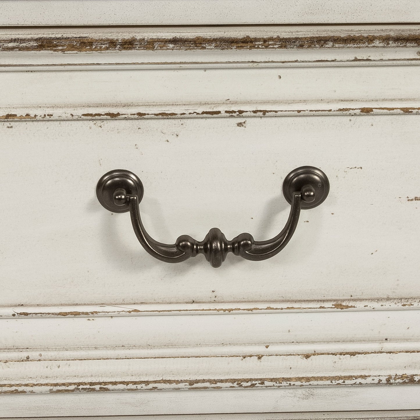 Magnolia Manor - 3 Drawer Bedside Chest With Charging Station - White