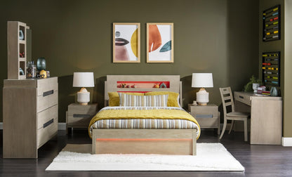 District - Panel Headboard Full - Weathered Oak