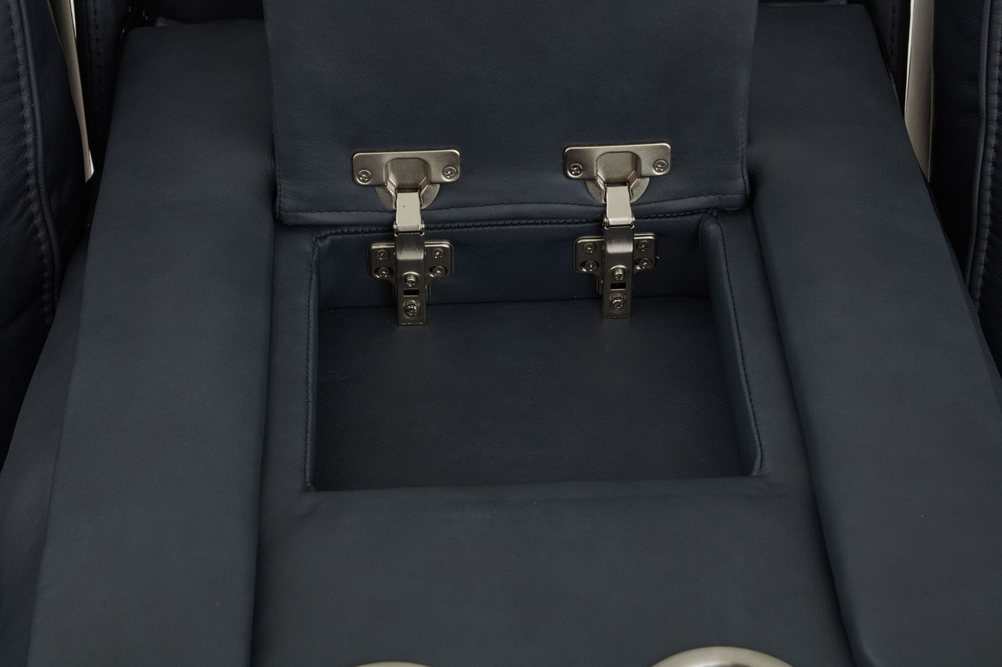 Warren - Power Reclining Sofa With Console, Power Headrest & Lumbar - Black