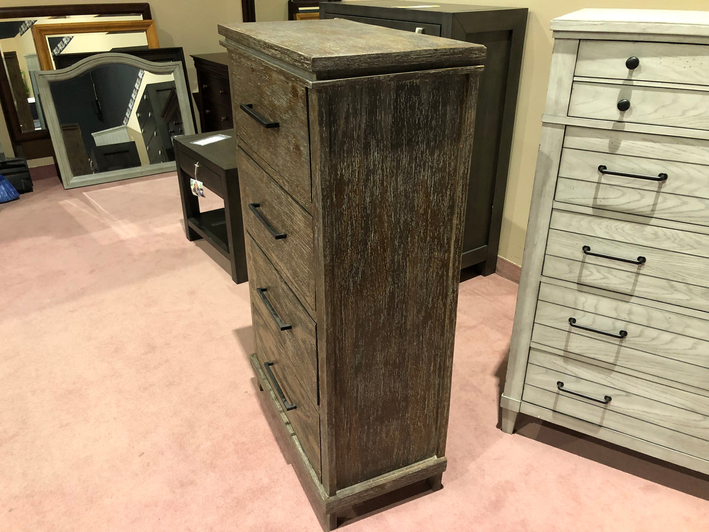 Seattle Queen Bed, Chest, Nightstand