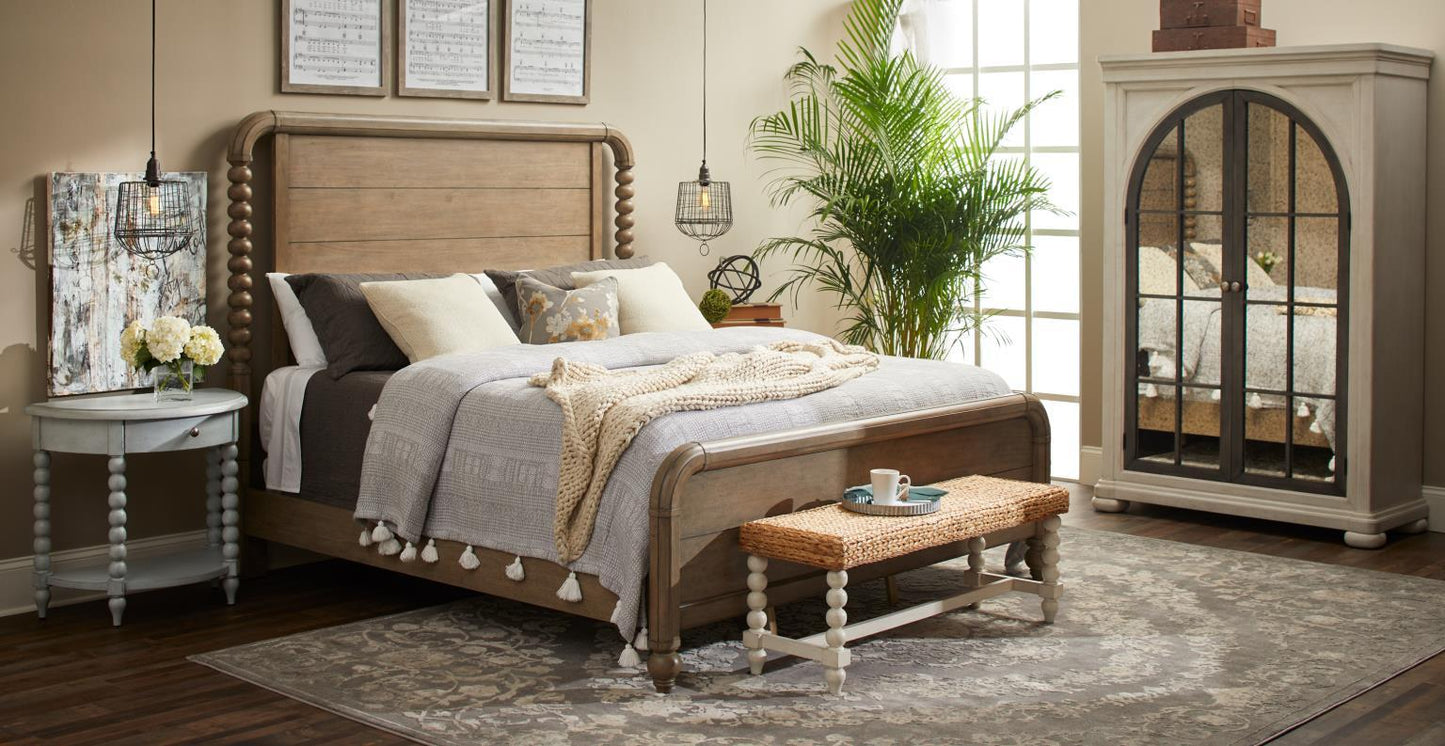 Nashville - Gb Panel Post Footboard Queen - Gray Taupe