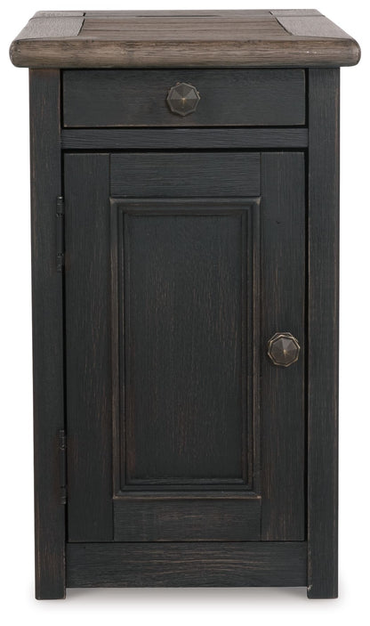 Tyler Creek - Chair Side End Table - Grayish Brown / Black