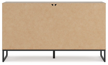 Deanlow - Six Drawer Dresser - Honey