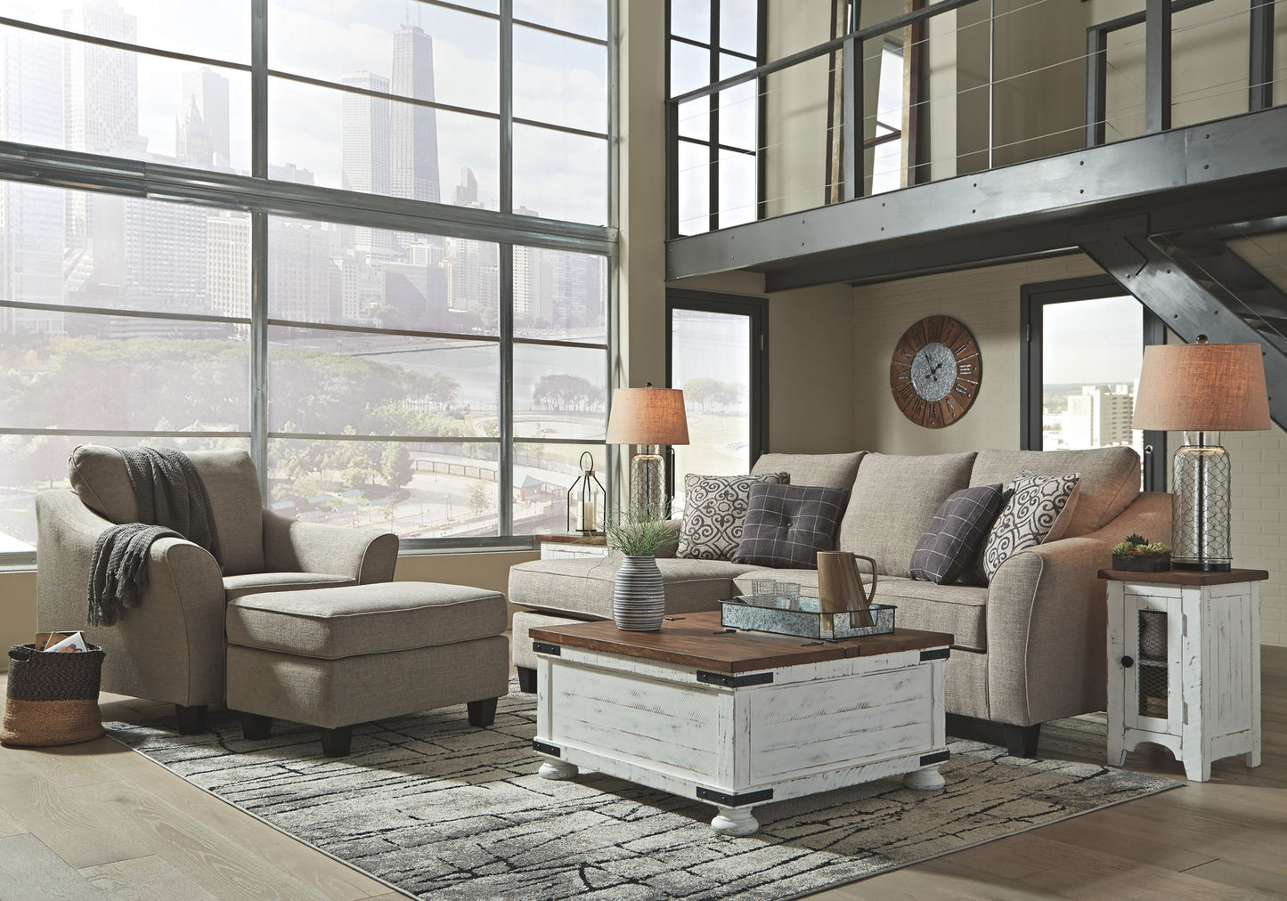 Kestrel - Sofa Chaise - Pearl Silver
