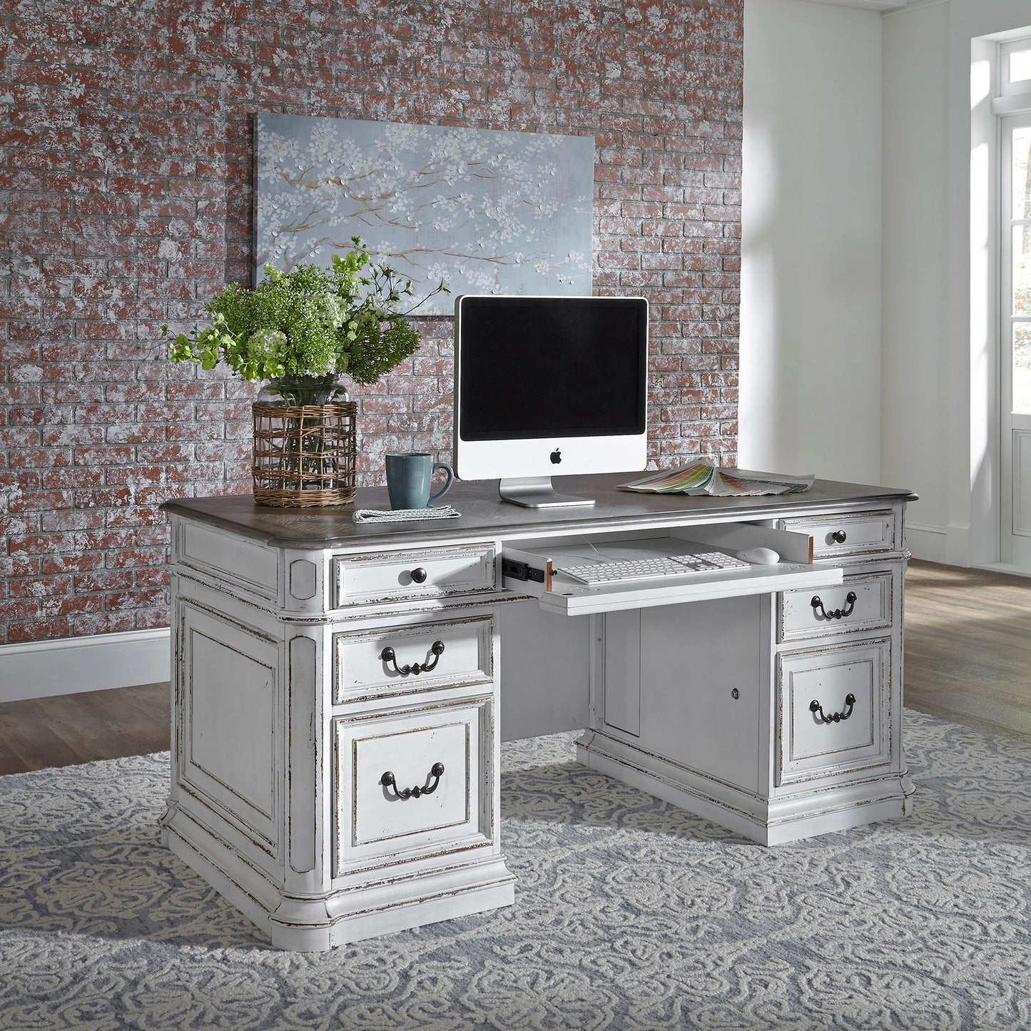Magnolia Manor - Jr Executive Desk Base - White