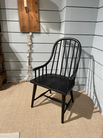 Vintage Market - Windsor Arm Chair (Set of 2)