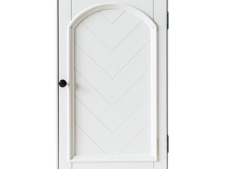 Raine Dresser and Mirror