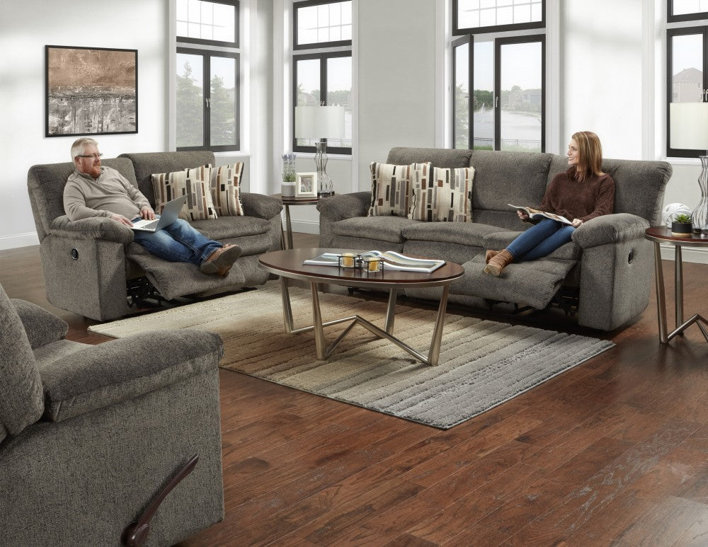 Washington Reclining Loveseat